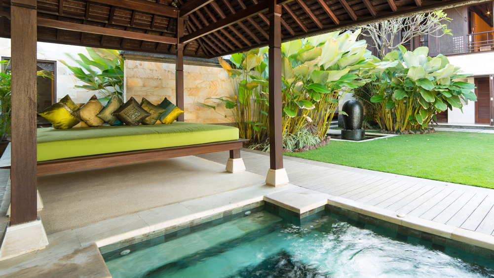 Villa Bayu Gita Residence - Cool and restful bale